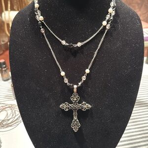 Beautiful silver cross necklace.